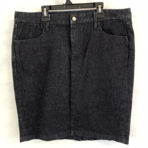 GAP 1969 Jean skirt Front zipper Dark wash Navy skirt high waisted denim Size 31